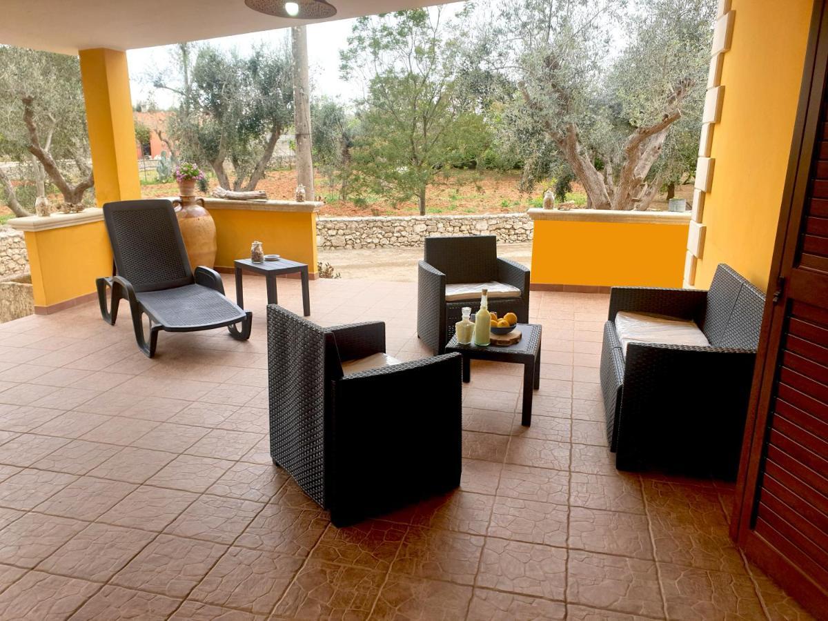 מונטרוני די לצ'ה Villa Sargheruoli מראה חיצוני תמונה