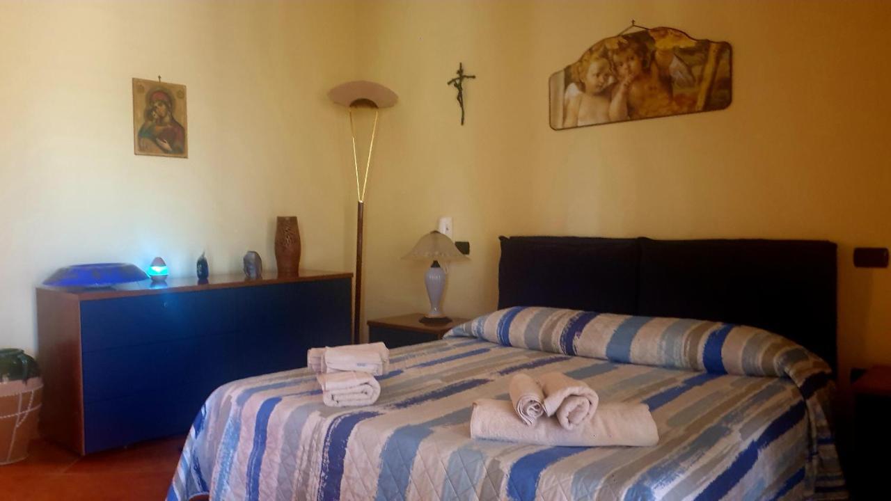 מונטרוני די לצ'ה Villa Sargheruoli מראה חיצוני תמונה