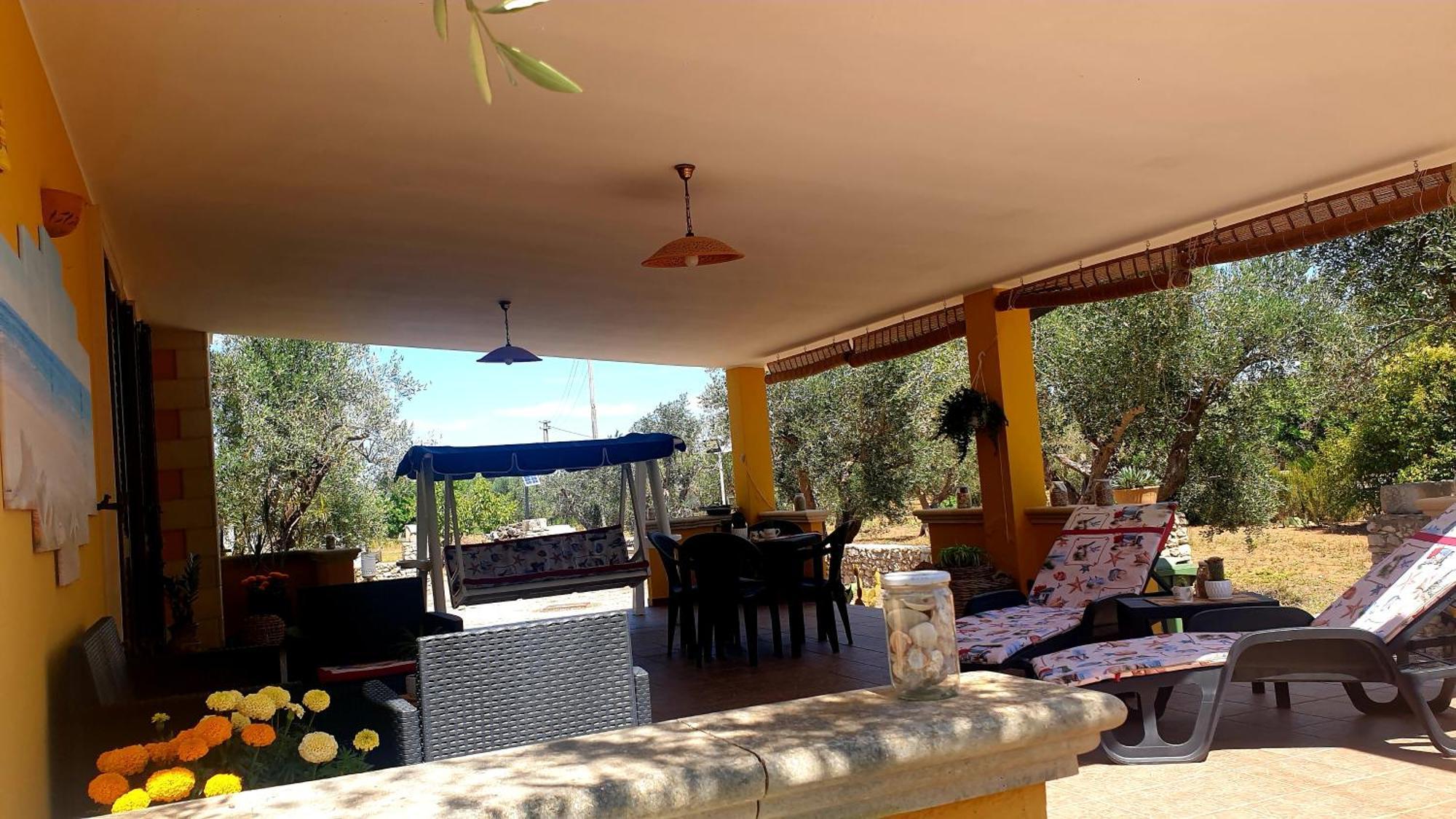 מונטרוני די לצ'ה Villa Sargheruoli מראה חיצוני תמונה