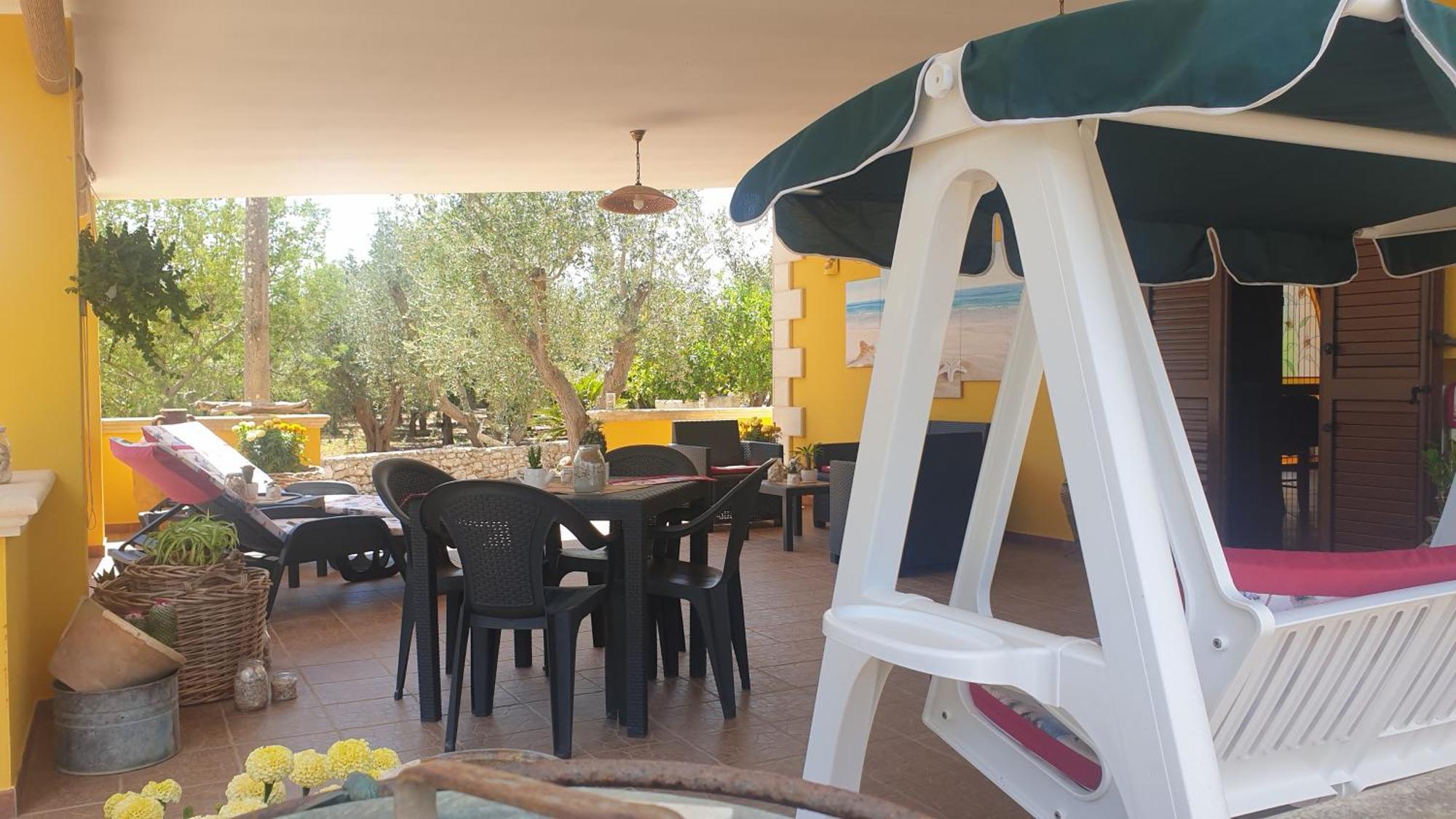 מונטרוני די לצ'ה Villa Sargheruoli מראה חיצוני תמונה
